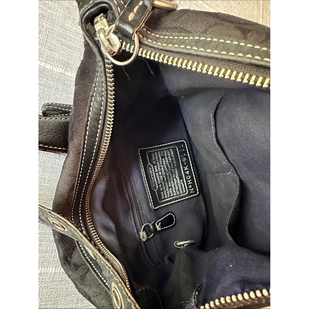 Coach 9362 Signature Slim Duffle Bag Black Tassel Crossbody Y2K Vintage 2004 - Picture 7 of 8
